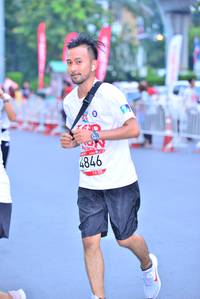 BIB: 4846
                            <button type="button" onclick="openModal(5985185)" class="btn btn-primary btn-sm float-right btn-popup" data-toggle="modal" data-target=".modal-high-quality">
                        <i class="fas fa-shopping-cart"></i> Add to Cart
                    </button>
                                            <button type="button" onclick="isThisMe(5985185, true)" class="btn btn-success btn-sm float-right btn-popup btn-isme hidden" data-toggle="tooltip" data-placement="bottom" title="นี่คือรูปของคุณใช่ไหม คลิกที่นี่เพื่อเอาเข้าอัลบั้ม">
                        <i class="fas fa-plus"></i> Add to album
                    </button>
                    <button type="button" onclick="isThisMe(5985185, false)" class="btn btn-warning btn-sm float-right btn-popup btn-isnotme hidden">
                        <i class="fas fa-ban"></i> Remove from album
                    </button>