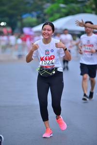 BIB: 1524
                            <button type="button" onclick="openModal(5993547)" class="btn btn-primary btn-sm float-right btn-popup" data-toggle="modal" data-target=".modal-high-quality">
                        <i class="fas fa-shopping-cart"></i> Add to Cart
                    </button>
                                            <button type="button" onclick="isThisMe(5993547, true)" class="btn btn-success btn-sm float-right btn-popup btn-isme hidden" data-toggle="tooltip" data-placement="bottom" title="นี่คือรูปของคุณใช่ไหม คลิกที่นี่เพื่อเอาเข้าอัลบั้ม">
                        <i class="fas fa-plus"></i> Add to album
                    </button>
                    <button type="button" onclick="isThisMe(5993547, false)" class="btn btn-warning btn-sm float-right btn-popup btn-isnotme hidden">
                        <i class="fas fa-ban"></i> Remove from album
                    </button>