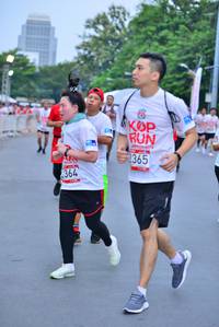 BIB: 1365, 364
                            <button type="button" onclick="openModal(5994250)" class="btn btn-primary btn-sm float-right btn-popup" data-toggle="modal" data-target=".modal-high-quality">
                        <i class="fas fa-shopping-cart"></i> Add to Cart
                    </button>
                                            <button type="button" onclick="isThisMe(5994250, true)" class="btn btn-success btn-sm float-right btn-popup btn-isme hidden" data-toggle="tooltip" data-placement="bottom" title="นี่คือรูปของคุณใช่ไหม คลิกที่นี่เพื่อเอาเข้าอัลบั้ม">
                        <i class="fas fa-plus"></i> Add to album
                    </button>
                    <button type="button" onclick="isThisMe(5994250, false)" class="btn btn-warning btn-sm float-right btn-popup btn-isnotme hidden">
                        <i class="fas fa-ban"></i> Remove from album
                    </button>