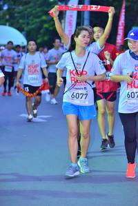 BIB: 7066, 6077, 607
                            <button type="button" onclick="openModal(5949531)" class="btn btn-primary btn-sm float-right btn-popup" data-toggle="modal" data-target=".modal-high-quality">
                        <i class="fas fa-shopping-cart"></i> Add to Cart
                    </button>
                                            <button type="button" onclick="isThisMe(5949531, true)" class="btn btn-success btn-sm float-right btn-popup btn-isme hidden" data-toggle="tooltip" data-placement="bottom" title="นี่คือรูปของคุณใช่ไหม คลิกที่นี่เพื่อเอาเข้าอัลบั้ม">
                        <i class="fas fa-plus"></i> Add to album
                    </button>
                    <button type="button" onclick="isThisMe(5949531, false)" class="btn btn-warning btn-sm float-right btn-popup btn-isnotme hidden">
                        <i class="fas fa-ban"></i> Remove from album
                    </button>