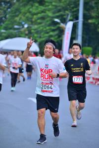 BIB: 1771, 2019, 2064
                            <button type="button" onclick="openModal(5990596)" class="btn btn-primary btn-sm float-right btn-popup" data-toggle="modal" data-target=".modal-high-quality">
                        <i class="fas fa-shopping-cart"></i> Add to Cart
                    </button>
                                            <button type="button" onclick="isThisMe(5990596, true)" class="btn btn-success btn-sm float-right btn-popup btn-isme hidden" data-toggle="tooltip" data-placement="bottom" title="นี่คือรูปของคุณใช่ไหม คลิกที่นี่เพื่อเอาเข้าอัลบั้ม">
                        <i class="fas fa-plus"></i> Add to album
                    </button>
                    <button type="button" onclick="isThisMe(5990596, false)" class="btn btn-warning btn-sm float-right btn-popup btn-isnotme hidden">
                        <i class="fas fa-ban"></i> Remove from album
                    </button>