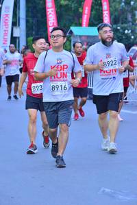 BIB: 8922, 201, 893, 8916
                            <button type="button" onclick="openModal(5975523)" class="btn btn-primary btn-sm float-right btn-popup" data-toggle="modal" data-target=".modal-high-quality">
                        <i class="fas fa-shopping-cart"></i> Add to Cart
                    </button>
                                            <button type="button" onclick="isThisMe(5975523, true)" class="btn btn-success btn-sm float-right btn-popup btn-isme hidden" data-toggle="tooltip" data-placement="bottom" title="นี่คือรูปของคุณใช่ไหม คลิกที่นี่เพื่อเอาเข้าอัลบั้ม">
                        <i class="fas fa-plus"></i> Add to album
                    </button>
                    <button type="button" onclick="isThisMe(5975523, false)" class="btn btn-warning btn-sm float-right btn-popup btn-isnotme hidden">
                        <i class="fas fa-ban"></i> Remove from album
                    </button>