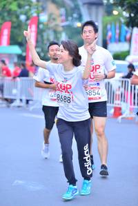 BIB: 5854, 8688
                            <button type="button" onclick="openModal(5985159)" class="btn btn-primary btn-sm float-right btn-popup" data-toggle="modal" data-target=".modal-high-quality">
                        <i class="fas fa-shopping-cart"></i> Add to Cart
                    </button>
                                            <button type="button" onclick="isThisMe(5985159, true)" class="btn btn-success btn-sm float-right btn-popup btn-isme hidden" data-toggle="tooltip" data-placement="bottom" title="นี่คือรูปของคุณใช่ไหม คลิกที่นี่เพื่อเอาเข้าอัลบั้ม">
                        <i class="fas fa-plus"></i> Add to album
                    </button>
                    <button type="button" onclick="isThisMe(5985159, false)" class="btn btn-warning btn-sm float-right btn-popup btn-isnotme hidden">
                        <i class="fas fa-ban"></i> Remove from album
                    </button>