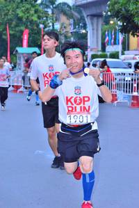 BIB: 1901
                            <button type="button" onclick="openModal(5977799)" class="btn btn-primary btn-sm float-right btn-popup" data-toggle="modal" data-target=".modal-high-quality">
                        <i class="fas fa-shopping-cart"></i> Add to Cart
                    </button>
                                            <button type="button" onclick="isThisMe(5977799, true)" class="btn btn-success btn-sm float-right btn-popup btn-isme hidden" data-toggle="tooltip" data-placement="bottom" title="นี่คือรูปของคุณใช่ไหม คลิกที่นี่เพื่อเอาเข้าอัลบั้ม">
                        <i class="fas fa-plus"></i> Add to album
                    </button>
                    <button type="button" onclick="isThisMe(5977799, false)" class="btn btn-warning btn-sm float-right btn-popup btn-isnotme hidden">
                        <i class="fas fa-ban"></i> Remove from album
                    </button>