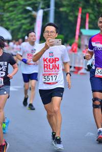 BIB: 2019, 5517
                            <button type="button" onclick="openModal(5992811)" class="btn btn-primary btn-sm float-right btn-popup" data-toggle="modal" data-target=".modal-high-quality">
                        <i class="fas fa-shopping-cart"></i> Add to Cart
                    </button>
                                            <button type="button" onclick="isThisMe(5992811, true)" class="btn btn-success btn-sm float-right btn-popup btn-isme hidden" data-toggle="tooltip" data-placement="bottom" title="นี่คือรูปของคุณใช่ไหม คลิกที่นี่เพื่อเอาเข้าอัลบั้ม">
                        <i class="fas fa-plus"></i> Add to album
                    </button>
                    <button type="button" onclick="isThisMe(5992811, false)" class="btn btn-warning btn-sm float-right btn-popup btn-isnotme hidden">
                        <i class="fas fa-ban"></i> Remove from album
                    </button>