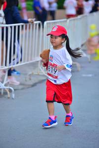 BIB: 819
                            <button type="button" onclick="openModal(5988590)" class="btn btn-primary btn-sm float-right btn-popup" data-toggle="modal" data-target=".modal-high-quality">
                        <i class="fas fa-shopping-cart"></i> Add to Cart
                    </button>
                                            <button type="button" onclick="isThisMe(5988590, true)" class="btn btn-success btn-sm float-right btn-popup btn-isme hidden" data-toggle="tooltip" data-placement="bottom" title="นี่คือรูปของคุณใช่ไหม คลิกที่นี่เพื่อเอาเข้าอัลบั้ม">
                        <i class="fas fa-plus"></i> Add to album
                    </button>
                    <button type="button" onclick="isThisMe(5988590, false)" class="btn btn-warning btn-sm float-right btn-popup btn-isnotme hidden">
                        <i class="fas fa-ban"></i> Remove from album
                    </button>