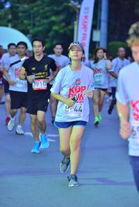 BIB: 8843, 3910
                            <button type="button" onclick="openModal(5948795)" class="btn btn-primary btn-sm float-right btn-popup" data-toggle="modal" data-target=".modal-high-quality">
                        <i class="fas fa-shopping-cart"></i> Add to Cart
                    </button>
                                            <button type="button" onclick="isThisMe(5948795, true)" class="btn btn-success btn-sm float-right btn-popup btn-isme hidden" data-toggle="tooltip" data-placement="bottom" title="นี่คือรูปของคุณใช่ไหม คลิกที่นี่เพื่อเอาเข้าอัลบั้ม">
                        <i class="fas fa-plus"></i> Add to album
                    </button>
                    <button type="button" onclick="isThisMe(5948795, false)" class="btn btn-warning btn-sm float-right btn-popup btn-isnotme hidden">
                        <i class="fas fa-ban"></i> Remove from album
                    </button>