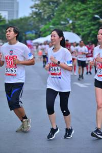 BIB: 5365, 366
                            <button type="button" onclick="openModal(5992632)" class="btn btn-primary btn-sm float-right btn-popup" data-toggle="modal" data-target=".modal-high-quality">
                        <i class="fas fa-shopping-cart"></i> Add to Cart
                    </button>
                                            <button type="button" onclick="isThisMe(5992632, true)" class="btn btn-success btn-sm float-right btn-popup btn-isme hidden" data-toggle="tooltip" data-placement="bottom" title="นี่คือรูปของคุณใช่ไหม คลิกที่นี่เพื่อเอาเข้าอัลบั้ม">
                        <i class="fas fa-plus"></i> Add to album
                    </button>
                    <button type="button" onclick="isThisMe(5992632, false)" class="btn btn-warning btn-sm float-right btn-popup btn-isnotme hidden">
                        <i class="fas fa-ban"></i> Remove from album
                    </button>