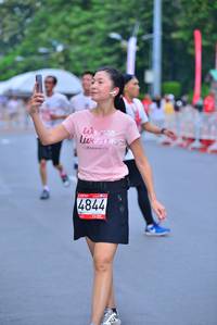 BIB: 4844
                            <button type="button" onclick="openModal(5994206)" class="btn btn-primary btn-sm float-right btn-popup" data-toggle="modal" data-target=".modal-high-quality">
                        <i class="fas fa-shopping-cart"></i> Add to Cart
                    </button>
                                            <button type="button" onclick="isThisMe(5994206, true)" class="btn btn-success btn-sm float-right btn-popup btn-isme hidden" data-toggle="tooltip" data-placement="bottom" title="นี่คือรูปของคุณใช่ไหม คลิกที่นี่เพื่อเอาเข้าอัลบั้ม">
                        <i class="fas fa-plus"></i> Add to album
                    </button>
                    <button type="button" onclick="isThisMe(5994206, false)" class="btn btn-warning btn-sm float-right btn-popup btn-isnotme hidden">
                        <i class="fas fa-ban"></i> Remove from album
                    </button>