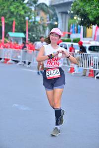 BIB: 3656
                            <button type="button" onclick="openModal(5993125)" class="btn btn-primary btn-sm float-right btn-popup" data-toggle="modal" data-target=".modal-high-quality">
                        <i class="fas fa-shopping-cart"></i> Add to Cart
                    </button>
                                            <button type="button" onclick="isThisMe(5993125, true)" class="btn btn-success btn-sm float-right btn-popup btn-isme hidden" data-toggle="tooltip" data-placement="bottom" title="นี่คือรูปของคุณใช่ไหม คลิกที่นี่เพื่อเอาเข้าอัลบั้ม">
                        <i class="fas fa-plus"></i> Add to album
                    </button>
                    <button type="button" onclick="isThisMe(5993125, false)" class="btn btn-warning btn-sm float-right btn-popup btn-isnotme hidden">
                        <i class="fas fa-ban"></i> Remove from album
                    </button>