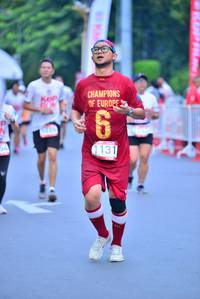 BIB: 1131
                            <button type="button" onclick="openModal(5979091)" class="btn btn-primary btn-sm float-right btn-popup" data-toggle="modal" data-target=".modal-high-quality">
                        <i class="fas fa-shopping-cart"></i> Add to Cart
                    </button>
                                            <button type="button" onclick="isThisMe(5979091, true)" class="btn btn-success btn-sm float-right btn-popup btn-isme hidden" data-toggle="tooltip" data-placement="bottom" title="นี่คือรูปของคุณใช่ไหม คลิกที่นี่เพื่อเอาเข้าอัลบั้ม">
                        <i class="fas fa-plus"></i> Add to album
                    </button>
                    <button type="button" onclick="isThisMe(5979091, false)" class="btn btn-warning btn-sm float-right btn-popup btn-isnotme hidden">
                        <i class="fas fa-ban"></i> Remove from album
                    </button>