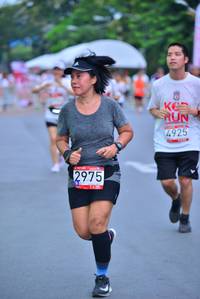 BIB: 4925, 2975
                            <button type="button" onclick="openModal(5992328)" class="btn btn-primary btn-sm float-right btn-popup" data-toggle="modal" data-target=".modal-high-quality">
                        <i class="fas fa-shopping-cart"></i> Add to Cart
                    </button>
                                            <button type="button" onclick="isThisMe(5992328, true)" class="btn btn-success btn-sm float-right btn-popup btn-isme hidden" data-toggle="tooltip" data-placement="bottom" title="นี่คือรูปของคุณใช่ไหม คลิกที่นี่เพื่อเอาเข้าอัลบั้ม">
                        <i class="fas fa-plus"></i> Add to album
                    </button>
                    <button type="button" onclick="isThisMe(5992328, false)" class="btn btn-warning btn-sm float-right btn-popup btn-isnotme hidden">
                        <i class="fas fa-ban"></i> Remove from album
                    </button>