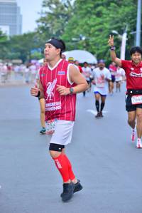 BIB: 264, 2756
                            <button type="button" onclick="openModal(5992804)" class="btn btn-primary btn-sm float-right btn-popup" data-toggle="modal" data-target=".modal-high-quality">
                        <i class="fas fa-shopping-cart"></i> Add to Cart
                    </button>
                                            <button type="button" onclick="isThisMe(5992804, true)" class="btn btn-success btn-sm float-right btn-popup btn-isme hidden" data-toggle="tooltip" data-placement="bottom" title="นี่คือรูปของคุณใช่ไหม คลิกที่นี่เพื่อเอาเข้าอัลบั้ม">
                        <i class="fas fa-plus"></i> Add to album
                    </button>
                    <button type="button" onclick="isThisMe(5992804, false)" class="btn btn-warning btn-sm float-right btn-popup btn-isnotme hidden">
                        <i class="fas fa-ban"></i> Remove from album
                    </button>