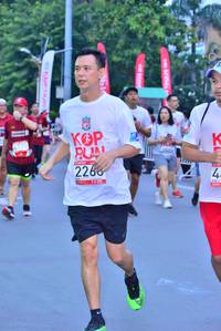 BIB: 6275, 2268
                            <button type="button" onclick="openModal(5977579)" class="btn btn-primary btn-sm float-right btn-popup" data-toggle="modal" data-target=".modal-high-quality">
                        <i class="fas fa-shopping-cart"></i> Add to Cart
                    </button>
                                            <button type="button" onclick="isThisMe(5977579, true)" class="btn btn-success btn-sm float-right btn-popup btn-isme hidden" data-toggle="tooltip" data-placement="bottom" title="นี่คือรูปของคุณใช่ไหม คลิกที่นี่เพื่อเอาเข้าอัลบั้ม">
                        <i class="fas fa-plus"></i> Add to album
                    </button>
                    <button type="button" onclick="isThisMe(5977579, false)" class="btn btn-warning btn-sm float-right btn-popup btn-isnotme hidden">
                        <i class="fas fa-ban"></i> Remove from album
                    </button>