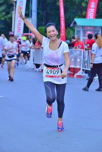 BIB: 4909
                            <button type="button" onclick="openModal(5974320)" class="btn btn-primary btn-sm float-right btn-popup" data-toggle="modal" data-target=".modal-high-quality">
                        <i class="fas fa-shopping-cart"></i> Add to Cart
                    </button>
                                            <button type="button" onclick="isThisMe(5974320, true)" class="btn btn-success btn-sm float-right btn-popup btn-isme hidden" data-toggle="tooltip" data-placement="bottom" title="นี่คือรูปของคุณใช่ไหม คลิกที่นี่เพื่อเอาเข้าอัลบั้ม">
                        <i class="fas fa-plus"></i> Add to album
                    </button>
                    <button type="button" onclick="isThisMe(5974320, false)" class="btn btn-warning btn-sm float-right btn-popup btn-isnotme hidden">
                        <i class="fas fa-ban"></i> Remove from album
                    </button>