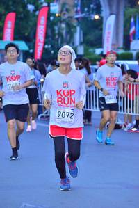 BIB: 7946, 201, 9072
                            <button type="button" onclick="openModal(5953906)" class="btn btn-primary btn-sm float-right btn-popup" data-toggle="modal" data-target=".modal-high-quality">
                        <i class="fas fa-shopping-cart"></i> Add to Cart
                    </button>
                                            <button type="button" onclick="isThisMe(5953906, true)" class="btn btn-success btn-sm float-right btn-popup btn-isme hidden" data-toggle="tooltip" data-placement="bottom" title="นี่คือรูปของคุณใช่ไหม คลิกที่นี่เพื่อเอาเข้าอัลบั้ม">
                        <i class="fas fa-plus"></i> Add to album
                    </button>
                    <button type="button" onclick="isThisMe(5953906, false)" class="btn btn-warning btn-sm float-right btn-popup btn-isnotme hidden">
                        <i class="fas fa-ban"></i> Remove from album
                    </button>