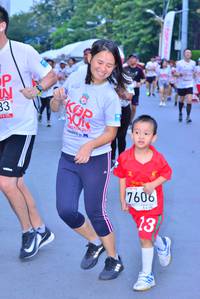 BIB: 201, 7606
                            <button type="button" onclick="openModal(5977404)" class="btn btn-primary btn-sm float-right btn-popup" data-toggle="modal" data-target=".modal-high-quality">
                        <i class="fas fa-shopping-cart"></i> Add to Cart
                    </button>
                                            <button type="button" onclick="isThisMe(5977404, true)" class="btn btn-success btn-sm float-right btn-popup btn-isme hidden" data-toggle="tooltip" data-placement="bottom" title="นี่คือรูปของคุณใช่ไหม คลิกที่นี่เพื่อเอาเข้าอัลบั้ม">
                        <i class="fas fa-plus"></i> Add to album
                    </button>
                    <button type="button" onclick="isThisMe(5977404, false)" class="btn btn-warning btn-sm float-right btn-popup btn-isnotme hidden">
                        <i class="fas fa-ban"></i> Remove from album
                    </button>