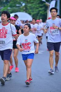 BIB: 6472, 037, 2010
                            <button type="button" onclick="openModal(5987384)" class="btn btn-primary btn-sm float-right btn-popup" data-toggle="modal" data-target=".modal-high-quality">
                        <i class="fas fa-shopping-cart"></i> Add to Cart
                    </button>
                                            <button type="button" onclick="isThisMe(5987384, true)" class="btn btn-success btn-sm float-right btn-popup btn-isme hidden" data-toggle="tooltip" data-placement="bottom" title="นี่คือรูปของคุณใช่ไหม คลิกที่นี่เพื่อเอาเข้าอัลบั้ม">
                        <i class="fas fa-plus"></i> Add to album
                    </button>
                    <button type="button" onclick="isThisMe(5987384, false)" class="btn btn-warning btn-sm float-right btn-popup btn-isnotme hidden">
                        <i class="fas fa-ban"></i> Remove from album
                    </button>