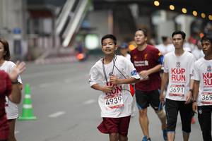 BIB: 4939, 3691, 369
                            <button type="button" onclick="openModal(5873655)" class="btn btn-primary btn-sm float-right btn-popup" data-toggle="modal" data-target=".modal-high-quality">
                        <i class="fas fa-shopping-cart"></i> Add to Cart
                    </button>
                                            <button type="button" onclick="isThisMe(5873655, true)" class="btn btn-success btn-sm float-right btn-popup btn-isme hidden" data-toggle="tooltip" data-placement="bottom" title="นี่คือรูปของคุณใช่ไหม คลิกที่นี่เพื่อเอาเข้าอัลบั้ม">
                        <i class="fas fa-plus"></i> Add to album
                    </button>
                    <button type="button" onclick="isThisMe(5873655, false)" class="btn btn-warning btn-sm float-right btn-popup btn-isnotme hidden">
                        <i class="fas fa-ban"></i> Remove from album
                    </button>