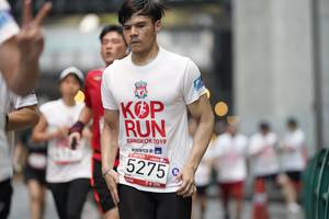 BIB: 2019, 5275
                            <button type="button" onclick="openModal(5873616)" class="btn btn-primary btn-sm float-right btn-popup" data-toggle="modal" data-target=".modal-high-quality">
                        <i class="fas fa-shopping-cart"></i> Add to Cart
                    </button>
                                            <button type="button" onclick="isThisMe(5873616, true)" class="btn btn-success btn-sm float-right btn-popup btn-isme hidden" data-toggle="tooltip" data-placement="bottom" title="นี่คือรูปของคุณใช่ไหม คลิกที่นี่เพื่อเอาเข้าอัลบั้ม">
                        <i class="fas fa-plus"></i> Add to album
                    </button>
                    <button type="button" onclick="isThisMe(5873616, false)" class="btn btn-warning btn-sm float-right btn-popup btn-isnotme hidden">
                        <i class="fas fa-ban"></i> Remove from album
                    </button>