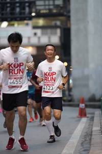 BIB: 4455, 201, 4123
                            <button type="button" onclick="openModal(5865705)" class="btn btn-primary btn-sm float-right btn-popup" data-toggle="modal" data-target=".modal-high-quality">
                        <i class="fas fa-shopping-cart"></i> Add to Cart
                    </button>
                                            <button type="button" onclick="isThisMe(5865705, true)" class="btn btn-success btn-sm float-right btn-popup btn-isme hidden" data-toggle="tooltip" data-placement="bottom" title="นี่คือรูปของคุณใช่ไหม คลิกที่นี่เพื่อเอาเข้าอัลบั้ม">
                        <i class="fas fa-plus"></i> Add to album
                    </button>
                    <button type="button" onclick="isThisMe(5865705, false)" class="btn btn-warning btn-sm float-right btn-popup btn-isnotme hidden">
                        <i class="fas fa-ban"></i> Remove from album
                    </button>