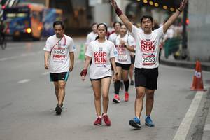 BIB: 5545, 2553
                            <button type="button" onclick="openModal(5876351)" class="btn btn-primary btn-sm float-right btn-popup" data-toggle="modal" data-target=".modal-high-quality">
                        <i class="fas fa-shopping-cart"></i> Add to Cart
                    </button>
                                            <button type="button" onclick="isThisMe(5876351, true)" class="btn btn-success btn-sm float-right btn-popup btn-isme hidden" data-toggle="tooltip" data-placement="bottom" title="นี่คือรูปของคุณใช่ไหม คลิกที่นี่เพื่อเอาเข้าอัลบั้ม">
                        <i class="fas fa-plus"></i> Add to album
                    </button>
                    <button type="button" onclick="isThisMe(5876351, false)" class="btn btn-warning btn-sm float-right btn-popup btn-isnotme hidden">
                        <i class="fas fa-ban"></i> Remove from album
                    </button>