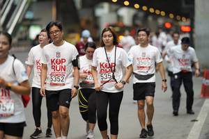 BIB: 3505, 535, 5352
                            <button type="button" onclick="openModal(5872702)" class="btn btn-primary btn-sm float-right btn-popup" data-toggle="modal" data-target=".modal-high-quality">
                        <i class="fas fa-shopping-cart"></i> Add to Cart
                    </button>
                                            <button type="button" onclick="isThisMe(5872702, true)" class="btn btn-success btn-sm float-right btn-popup btn-isme hidden" data-toggle="tooltip" data-placement="bottom" title="นี่คือรูปของคุณใช่ไหม คลิกที่นี่เพื่อเอาเข้าอัลบั้ม">
                        <i class="fas fa-plus"></i> Add to album
                    </button>
                    <button type="button" onclick="isThisMe(5872702, false)" class="btn btn-warning btn-sm float-right btn-popup btn-isnotme hidden">
                        <i class="fas fa-ban"></i> Remove from album
                    </button>