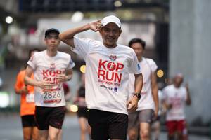 BIB: 2019, 2826
                            <button type="button" onclick="openModal(5866824)" class="btn btn-primary btn-sm float-right btn-popup" data-toggle="modal" data-target=".modal-high-quality">
                        <i class="fas fa-shopping-cart"></i> Add to Cart
                    </button>
                                            <button type="button" onclick="isThisMe(5866824, true)" class="btn btn-success btn-sm float-right btn-popup btn-isme hidden" data-toggle="tooltip" data-placement="bottom" title="นี่คือรูปของคุณใช่ไหม คลิกที่นี่เพื่อเอาเข้าอัลบั้ม">
                        <i class="fas fa-plus"></i> Add to album
                    </button>
                    <button type="button" onclick="isThisMe(5866824, false)" class="btn btn-warning btn-sm float-right btn-popup btn-isnotme hidden">
                        <i class="fas fa-ban"></i> Remove from album
                    </button>