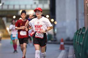 BIB: 4202, 1745
                            <button type="button" onclick="openModal(5865460)" class="btn btn-primary btn-sm float-right btn-popup" data-toggle="modal" data-target=".modal-high-quality">
                        <i class="fas fa-shopping-cart"></i> Add to Cart
                    </button>
                                            <button type="button" onclick="isThisMe(5865460, true)" class="btn btn-success btn-sm float-right btn-popup btn-isme hidden" data-toggle="tooltip" data-placement="bottom" title="นี่คือรูปของคุณใช่ไหม คลิกที่นี่เพื่อเอาเข้าอัลบั้ม">
                        <i class="fas fa-plus"></i> Add to album
                    </button>
                    <button type="button" onclick="isThisMe(5865460, false)" class="btn btn-warning btn-sm float-right btn-popup btn-isnotme hidden">
                        <i class="fas fa-ban"></i> Remove from album
                    </button>