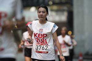 BIB: 3762
                            <button type="button" onclick="openModal(5868502)" class="btn btn-primary btn-sm float-right btn-popup" data-toggle="modal" data-target=".modal-high-quality">
                        <i class="fas fa-shopping-cart"></i> Add to Cart
                    </button>
                                            <button type="button" onclick="isThisMe(5868502, true)" class="btn btn-success btn-sm float-right btn-popup btn-isme hidden" data-toggle="tooltip" data-placement="bottom" title="นี่คือรูปของคุณใช่ไหม คลิกที่นี่เพื่อเอาเข้าอัลบั้ม">
                        <i class="fas fa-plus"></i> Add to album
                    </button>
                    <button type="button" onclick="isThisMe(5868502, false)" class="btn btn-warning btn-sm float-right btn-popup btn-isnotme hidden">
                        <i class="fas fa-ban"></i> Remove from album
                    </button>