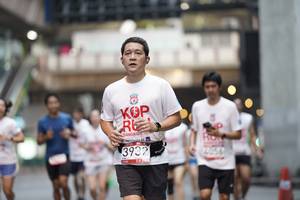 BIB: 056, 3932
                            <button type="button" onclick="openModal(5871601)" class="btn btn-primary btn-sm float-right btn-popup" data-toggle="modal" data-target=".modal-high-quality">
                        <i class="fas fa-shopping-cart"></i> Add to Cart
                    </button>
                                            <button type="button" onclick="isThisMe(5871601, true)" class="btn btn-success btn-sm float-right btn-popup btn-isme hidden" data-toggle="tooltip" data-placement="bottom" title="นี่คือรูปของคุณใช่ไหม คลิกที่นี่เพื่อเอาเข้าอัลบั้ม">
                        <i class="fas fa-plus"></i> Add to album
                    </button>
                    <button type="button" onclick="isThisMe(5871601, false)" class="btn btn-warning btn-sm float-right btn-popup btn-isnotme hidden">
                        <i class="fas fa-ban"></i> Remove from album
                    </button>