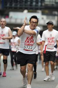 BIB: 2558, 122, 2019, 5722
                            <button type="button" onclick="openModal(5871826)" class="btn btn-primary btn-sm float-right btn-popup" data-toggle="modal" data-target=".modal-high-quality">
                        <i class="fas fa-shopping-cart"></i> Add to Cart
                    </button>
                                            <button type="button" onclick="isThisMe(5871826, true)" class="btn btn-success btn-sm float-right btn-popup btn-isme hidden" data-toggle="tooltip" data-placement="bottom" title="นี่คือรูปของคุณใช่ไหม คลิกที่นี่เพื่อเอาเข้าอัลบั้ม">
                        <i class="fas fa-plus"></i> Add to album
                    </button>
                    <button type="button" onclick="isThisMe(5871826, false)" class="btn btn-warning btn-sm float-right btn-popup btn-isnotme hidden">
                        <i class="fas fa-ban"></i> Remove from album
                    </button>