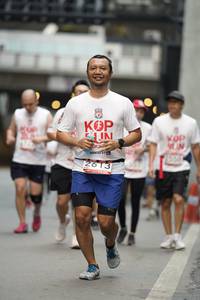 BIB: 2613
                            <button type="button" onclick="openModal(5873394)" class="btn btn-primary btn-sm float-right btn-popup" data-toggle="modal" data-target=".modal-high-quality">
                        <i class="fas fa-shopping-cart"></i> Add to Cart
                    </button>
                                            <button type="button" onclick="isThisMe(5873394, true)" class="btn btn-success btn-sm float-right btn-popup btn-isme hidden" data-toggle="tooltip" data-placement="bottom" title="นี่คือรูปของคุณใช่ไหม คลิกที่นี่เพื่อเอาเข้าอัลบั้ม">
                        <i class="fas fa-plus"></i> Add to album
                    </button>
                    <button type="button" onclick="isThisMe(5873394, false)" class="btn btn-warning btn-sm float-right btn-popup btn-isnotme hidden">
                        <i class="fas fa-ban"></i> Remove from album
                    </button>