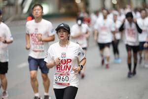 BIB: 632, 3960
                            <button type="button" onclick="openModal(5876705)" class="btn btn-primary btn-sm float-right btn-popup" data-toggle="modal" data-target=".modal-high-quality">
                        <i class="fas fa-shopping-cart"></i> Add to Cart
                    </button>
                                            <button type="button" onclick="isThisMe(5876705, true)" class="btn btn-success btn-sm float-right btn-popup btn-isme hidden" data-toggle="tooltip" data-placement="bottom" title="นี่คือรูปของคุณใช่ไหม คลิกที่นี่เพื่อเอาเข้าอัลบั้ม">
                        <i class="fas fa-plus"></i> Add to album
                    </button>
                    <button type="button" onclick="isThisMe(5876705, false)" class="btn btn-warning btn-sm float-right btn-popup btn-isnotme hidden">
                        <i class="fas fa-ban"></i> Remove from album
                    </button>