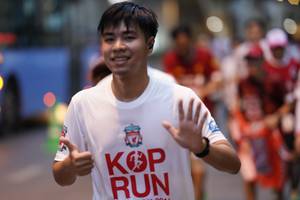 BIB: 040
                            <button type="button" onclick="openModal(5869347)" class="btn btn-primary btn-sm float-right btn-popup" data-toggle="modal" data-target=".modal-high-quality">
                        <i class="fas fa-shopping-cart"></i> Add to Cart
                    </button>
                                            <button type="button" onclick="isThisMe(5869347, true)" class="btn btn-success btn-sm float-right btn-popup btn-isme hidden" data-toggle="tooltip" data-placement="bottom" title="นี่คือรูปของคุณใช่ไหม คลิกที่นี่เพื่อเอาเข้าอัลบั้ม">
                        <i class="fas fa-plus"></i> Add to album
                    </button>
                    <button type="button" onclick="isThisMe(5869347, false)" class="btn btn-warning btn-sm float-right btn-popup btn-isnotme hidden">
                        <i class="fas fa-ban"></i> Remove from album
                    </button>