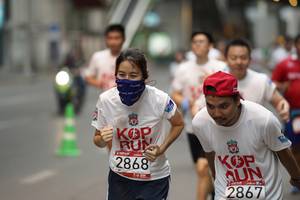 BIB: 2868, 2867
                            <button type="button" onclick="openModal(5876324)" class="btn btn-primary btn-sm float-right btn-popup" data-toggle="modal" data-target=".modal-high-quality">
                        <i class="fas fa-shopping-cart"></i> Add to Cart
                    </button>
                                            <button type="button" onclick="isThisMe(5876324, true)" class="btn btn-success btn-sm float-right btn-popup btn-isme hidden" data-toggle="tooltip" data-placement="bottom" title="นี่คือรูปของคุณใช่ไหม คลิกที่นี่เพื่อเอาเข้าอัลบั้ม">
                        <i class="fas fa-plus"></i> Add to album
                    </button>
                    <button type="button" onclick="isThisMe(5876324, false)" class="btn btn-warning btn-sm float-right btn-popup btn-isnotme hidden">
                        <i class="fas fa-ban"></i> Remove from album
                    </button>