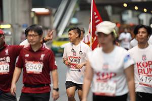 BIB: 4060, 5549, 419, 1595
                            <button type="button" onclick="openModal(5877626)" class="btn btn-primary btn-sm float-right btn-popup" data-toggle="modal" data-target=".modal-high-quality">
                        <i class="fas fa-shopping-cart"></i> Add to Cart
                    </button>
                                            <button type="button" onclick="isThisMe(5877626, true)" class="btn btn-success btn-sm float-right btn-popup btn-isme hidden" data-toggle="tooltip" data-placement="bottom" title="นี่คือรูปของคุณใช่ไหม คลิกที่นี่เพื่อเอาเข้าอัลบั้ม">
                        <i class="fas fa-plus"></i> Add to album
                    </button>
                    <button type="button" onclick="isThisMe(5877626, false)" class="btn btn-warning btn-sm float-right btn-popup btn-isnotme hidden">
                        <i class="fas fa-ban"></i> Remove from album
                    </button>