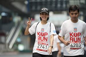 BIB: 4203, 2741, 201
                            <button type="button" onclick="openModal(5871990)" class="btn btn-primary btn-sm float-right btn-popup" data-toggle="modal" data-target=".modal-high-quality">
                        <i class="fas fa-shopping-cart"></i> Add to Cart
                    </button>
                                            <button type="button" onclick="isThisMe(5871990, true)" class="btn btn-success btn-sm float-right btn-popup btn-isme hidden" data-toggle="tooltip" data-placement="bottom" title="นี่คือรูปของคุณใช่ไหม คลิกที่นี่เพื่อเอาเข้าอัลบั้ม">
                        <i class="fas fa-plus"></i> Add to album
                    </button>
                    <button type="button" onclick="isThisMe(5871990, false)" class="btn btn-warning btn-sm float-right btn-popup btn-isnotme hidden">
                        <i class="fas fa-ban"></i> Remove from album
                    </button>