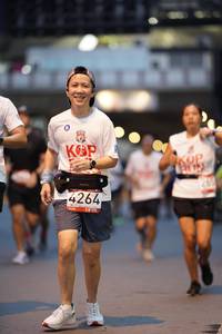 BIB: 4264
                            <button type="button" onclick="openModal(5869085)" class="btn btn-primary btn-sm float-right btn-popup" data-toggle="modal" data-target=".modal-high-quality">
                        <i class="fas fa-shopping-cart"></i> Add to Cart
                    </button>
                                            <button type="button" onclick="isThisMe(5869085, true)" class="btn btn-success btn-sm float-right btn-popup btn-isme hidden" data-toggle="tooltip" data-placement="bottom" title="นี่คือรูปของคุณใช่ไหม คลิกที่นี่เพื่อเอาเข้าอัลบั้ม">
                        <i class="fas fa-plus"></i> Add to album
                    </button>
                    <button type="button" onclick="isThisMe(5869085, false)" class="btn btn-warning btn-sm float-right btn-popup btn-isnotme hidden">
                        <i class="fas fa-ban"></i> Remove from album
                    </button>