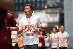 BIB: 4990, 575
                            <button type="button" onclick="openModal(5865472)" class="btn btn-primary btn-sm float-right btn-popup" data-toggle="modal" data-target=".modal-high-quality">
                        <i class="fas fa-shopping-cart"></i> Add to Cart
                    </button>
                                            <button type="button" onclick="isThisMe(5865472, true)" class="btn btn-success btn-sm float-right btn-popup btn-isme hidden" data-toggle="tooltip" data-placement="bottom" title="นี่คือรูปของคุณใช่ไหม คลิกที่นี่เพื่อเอาเข้าอัลบั้ม">
                        <i class="fas fa-plus"></i> Add to album
                    </button>
                    <button type="button" onclick="isThisMe(5865472, false)" class="btn btn-warning btn-sm float-right btn-popup btn-isnotme hidden">
                        <i class="fas fa-ban"></i> Remove from album
                    </button>