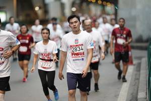 BIB: 2834, 20198, 3772
                            <button type="button" onclick="openModal(5878104)" class="btn btn-primary btn-sm float-right btn-popup" data-toggle="modal" data-target=".modal-high-quality">
                        <i class="fas fa-shopping-cart"></i> Add to Cart
                    </button>
                                            <button type="button" onclick="isThisMe(5878104, true)" class="btn btn-success btn-sm float-right btn-popup btn-isme hidden" data-toggle="tooltip" data-placement="bottom" title="นี่คือรูปของคุณใช่ไหม คลิกที่นี่เพื่อเอาเข้าอัลบั้ม">
                        <i class="fas fa-plus"></i> Add to album
                    </button>
                    <button type="button" onclick="isThisMe(5878104, false)" class="btn btn-warning btn-sm float-right btn-popup btn-isnotme hidden">
                        <i class="fas fa-ban"></i> Remove from album
                    </button>