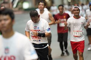 BIB: 1978, 2019
                            <button type="button" onclick="openModal(5876737)" class="btn btn-primary btn-sm float-right btn-popup" data-toggle="modal" data-target=".modal-high-quality">
                        <i class="fas fa-shopping-cart"></i> Add to Cart
                    </button>
                                            <button type="button" onclick="isThisMe(5876737, true)" class="btn btn-success btn-sm float-right btn-popup btn-isme hidden" data-toggle="tooltip" data-placement="bottom" title="นี่คือรูปของคุณใช่ไหม คลิกที่นี่เพื่อเอาเข้าอัลบั้ม">
                        <i class="fas fa-plus"></i> Add to album
                    </button>
                    <button type="button" onclick="isThisMe(5876737, false)" class="btn btn-warning btn-sm float-right btn-popup btn-isnotme hidden">
                        <i class="fas fa-ban"></i> Remove from album
                    </button>