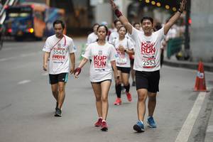 BIB: 5545, 2553
                            <button type="button" onclick="openModal(5879439)" class="btn btn-primary btn-sm float-right btn-popup" data-toggle="modal" data-target=".modal-high-quality">
                        <i class="fas fa-shopping-cart"></i> Add to Cart
                    </button>
                                            <button type="button" onclick="isThisMe(5879439, true)" class="btn btn-success btn-sm float-right btn-popup btn-isme hidden" data-toggle="tooltip" data-placement="bottom" title="นี่คือรูปของคุณใช่ไหม คลิกที่นี่เพื่อเอาเข้าอัลบั้ม">
                        <i class="fas fa-plus"></i> Add to album
                    </button>
                    <button type="button" onclick="isThisMe(5879439, false)" class="btn btn-warning btn-sm float-right btn-popup btn-isnotme hidden">
                        <i class="fas fa-ban"></i> Remove from album
                    </button>