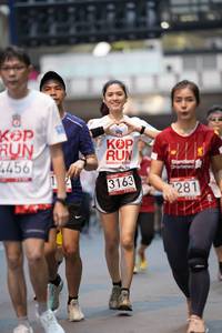 BIB: 4456, 3163, 281
                            <button type="button" onclick="openModal(5867707)" class="btn btn-primary btn-sm float-right btn-popup" data-toggle="modal" data-target=".modal-high-quality">
                        <i class="fas fa-shopping-cart"></i> Add to Cart
                    </button>
                                            <button type="button" onclick="isThisMe(5867707, true)" class="btn btn-success btn-sm float-right btn-popup btn-isme hidden" data-toggle="tooltip" data-placement="bottom" title="นี่คือรูปของคุณใช่ไหม คลิกที่นี่เพื่อเอาเข้าอัลบั้ม">
                        <i class="fas fa-plus"></i> Add to album
                    </button>
                    <button type="button" onclick="isThisMe(5867707, false)" class="btn btn-warning btn-sm float-right btn-popup btn-isnotme hidden">
                        <i class="fas fa-ban"></i> Remove from album
                    </button>