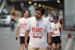 BIB: 4165
                            <button type="button" onclick="openModal(5879464)" class="btn btn-primary btn-sm float-right btn-popup" data-toggle="modal" data-target=".modal-high-quality">
                        <i class="fas fa-shopping-cart"></i> Add to Cart
                    </button>
                                            <button type="button" onclick="isThisMe(5879464, true)" class="btn btn-success btn-sm float-right btn-popup btn-isme hidden" data-toggle="tooltip" data-placement="bottom" title="นี่คือรูปของคุณใช่ไหม คลิกที่นี่เพื่อเอาเข้าอัลบั้ม">
                        <i class="fas fa-plus"></i> Add to album
                    </button>
                    <button type="button" onclick="isThisMe(5879464, false)" class="btn btn-warning btn-sm float-right btn-popup btn-isnotme hidden">
                        <i class="fas fa-ban"></i> Remove from album
                    </button>