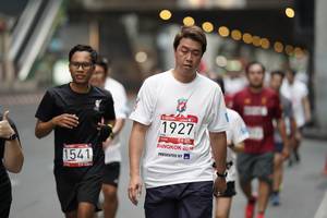 BIB: 1927, 2019, 1541
                            <button type="button" onclick="openModal(5875067)" class="btn btn-primary btn-sm float-right btn-popup" data-toggle="modal" data-target=".modal-high-quality">
                        <i class="fas fa-shopping-cart"></i> Add to Cart
                    </button>
                                            <button type="button" onclick="isThisMe(5875067, true)" class="btn btn-success btn-sm float-right btn-popup btn-isme hidden" data-toggle="tooltip" data-placement="bottom" title="นี่คือรูปของคุณใช่ไหม คลิกที่นี่เพื่อเอาเข้าอัลบั้ม">
                        <i class="fas fa-plus"></i> Add to album
                    </button>
                    <button type="button" onclick="isThisMe(5875067, false)" class="btn btn-warning btn-sm float-right btn-popup btn-isnotme hidden">
                        <i class="fas fa-ban"></i> Remove from album
                    </button>