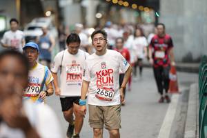 BIB: 2851, 2650, 211, 790
                            <button type="button" onclick="openModal(5878270)" class="btn btn-primary btn-sm float-right btn-popup" data-toggle="modal" data-target=".modal-high-quality">
                        <i class="fas fa-shopping-cart"></i> Add to Cart
                    </button>
                                            <button type="button" onclick="isThisMe(5878270, true)" class="btn btn-success btn-sm float-right btn-popup btn-isme hidden" data-toggle="tooltip" data-placement="bottom" title="นี่คือรูปของคุณใช่ไหม คลิกที่นี่เพื่อเอาเข้าอัลบั้ม">
                        <i class="fas fa-plus"></i> Add to album
                    </button>
                    <button type="button" onclick="isThisMe(5878270, false)" class="btn btn-warning btn-sm float-right btn-popup btn-isnotme hidden">
                        <i class="fas fa-ban"></i> Remove from album
                    </button>