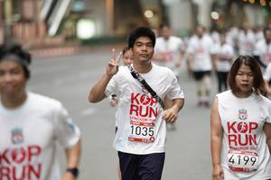 BIB: 1035, 201, 4199
                            <button type="button" onclick="openModal(5872424)" class="btn btn-primary btn-sm float-right btn-popup" data-toggle="modal" data-target=".modal-high-quality">
                        <i class="fas fa-shopping-cart"></i> Add to Cart
                    </button>
                                            <button type="button" onclick="isThisMe(5872424, true)" class="btn btn-success btn-sm float-right btn-popup btn-isme hidden" data-toggle="tooltip" data-placement="bottom" title="นี่คือรูปของคุณใช่ไหม คลิกที่นี่เพื่อเอาเข้าอัลบั้ม">
                        <i class="fas fa-plus"></i> Add to album
                    </button>
                    <button type="button" onclick="isThisMe(5872424, false)" class="btn btn-warning btn-sm float-right btn-popup btn-isnotme hidden">
                        <i class="fas fa-ban"></i> Remove from album
                    </button>