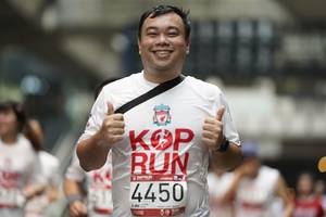 BIB: 4450
                            <button type="button" onclick="openModal(5874219)" class="btn btn-primary btn-sm float-right btn-popup" data-toggle="modal" data-target=".modal-high-quality">
                        <i class="fas fa-shopping-cart"></i> Add to Cart
                    </button>
                                            <button type="button" onclick="isThisMe(5874219, true)" class="btn btn-success btn-sm float-right btn-popup btn-isme hidden" data-toggle="tooltip" data-placement="bottom" title="นี่คือรูปของคุณใช่ไหม คลิกที่นี่เพื่อเอาเข้าอัลบั้ม">
                        <i class="fas fa-plus"></i> Add to album
                    </button>
                    <button type="button" onclick="isThisMe(5874219, false)" class="btn btn-warning btn-sm float-right btn-popup btn-isnotme hidden">
                        <i class="fas fa-ban"></i> Remove from album
                    </button>