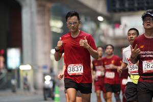 BIB: 3837, 584, 282
                            <button type="button" onclick="openModal(5865364)" class="btn btn-primary btn-sm float-right btn-popup" data-toggle="modal" data-target=".modal-high-quality">
                        <i class="fas fa-shopping-cart"></i> Add to Cart
                    </button>
                                            <button type="button" onclick="isThisMe(5865364, true)" class="btn btn-success btn-sm float-right btn-popup btn-isme hidden" data-toggle="tooltip" data-placement="bottom" title="นี่คือรูปของคุณใช่ไหม คลิกที่นี่เพื่อเอาเข้าอัลบั้ม">
                        <i class="fas fa-plus"></i> Add to album
                    </button>
                    <button type="button" onclick="isThisMe(5865364, false)" class="btn btn-warning btn-sm float-right btn-popup btn-isnotme hidden">
                        <i class="fas fa-ban"></i> Remove from album
                    </button>